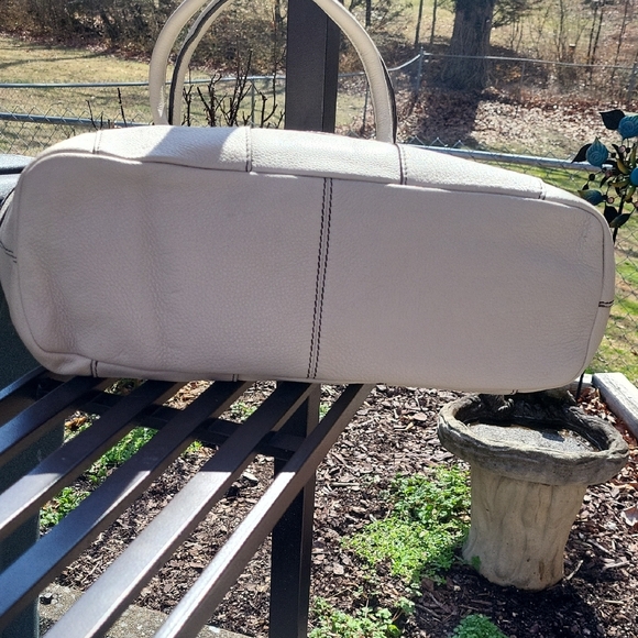 orYANY Yellow and Blue Geometric Shoulder Bag - Picture 5 of 16